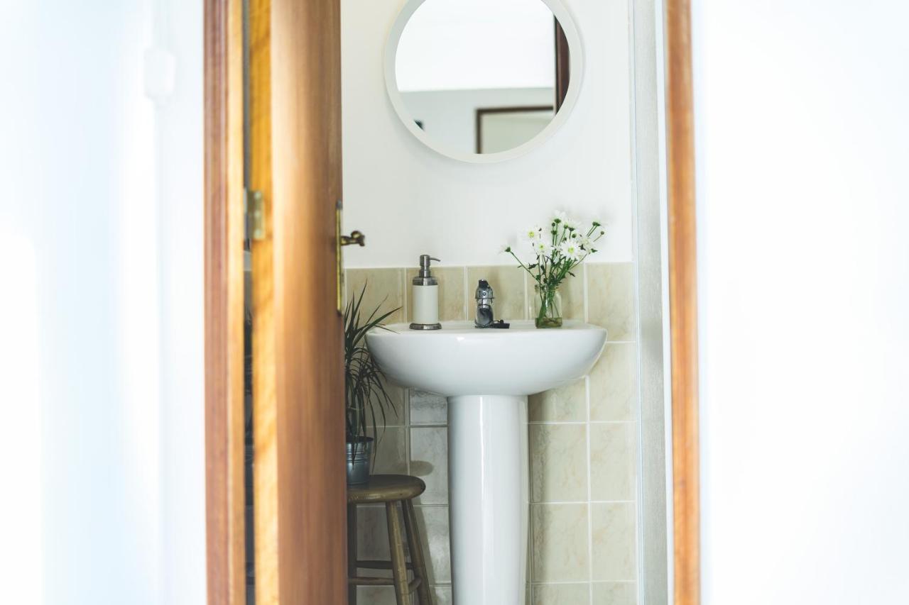 Soulsurfcamp Portugal Bed & Breakfast เปนิช ภายนอก รูปภาพ