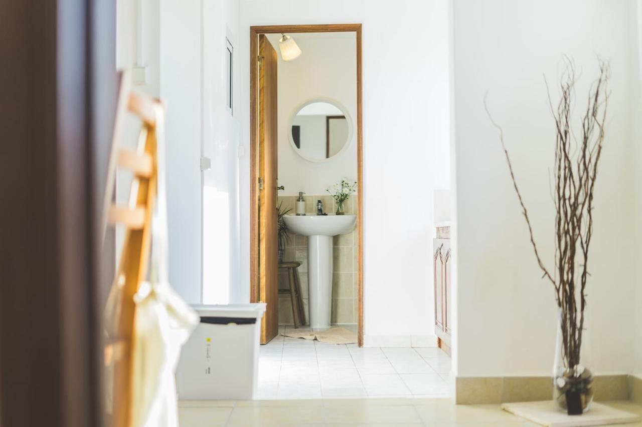Soulsurfcamp Portugal Bed & Breakfast เปนิช ภายนอก รูปภาพ