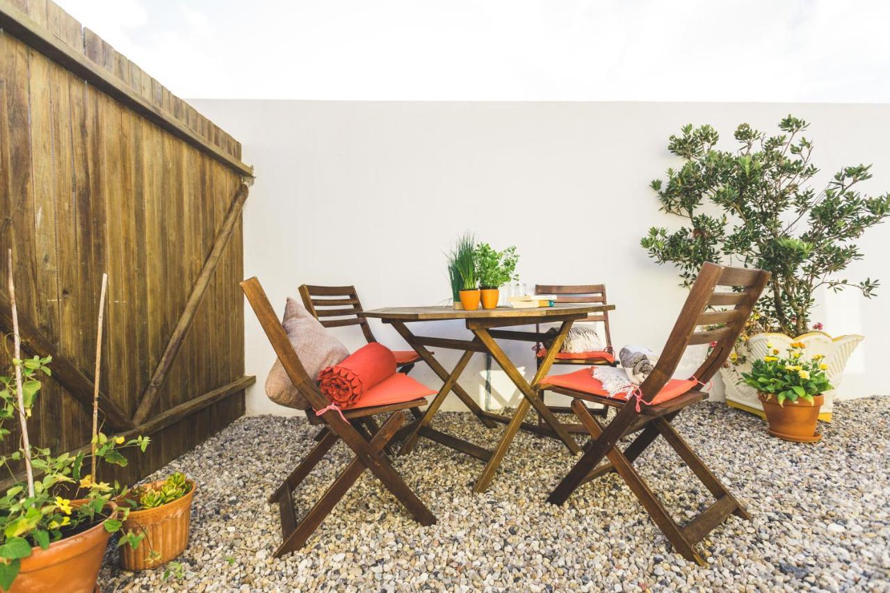 Soulsurfcamp Portugal Bed & Breakfast เปนิช ภายนอก รูปภาพ