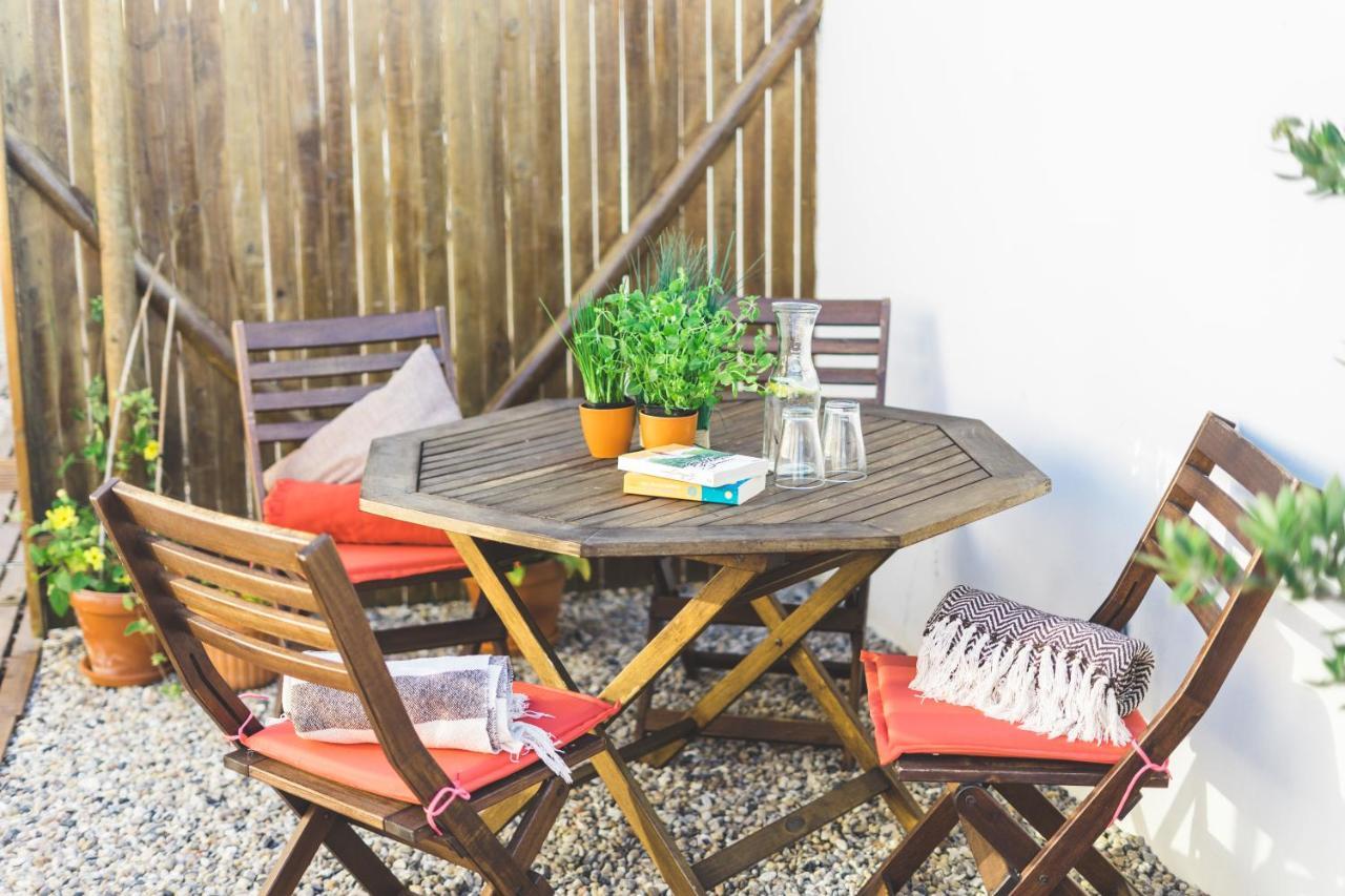 Soulsurfcamp Portugal Bed & Breakfast เปนิช ภายนอก รูปภาพ